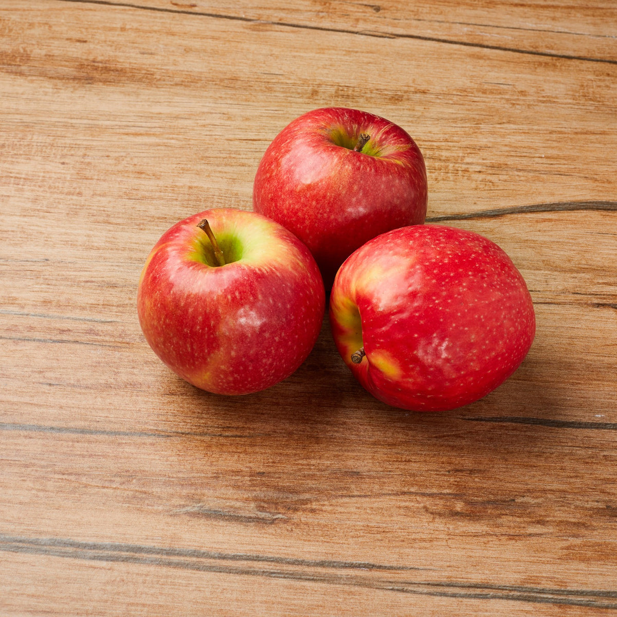Apples Pink Lady from Italy image 2
