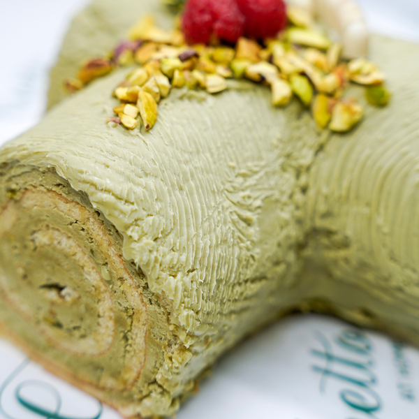 Yule Log Cake Pistachio image 1