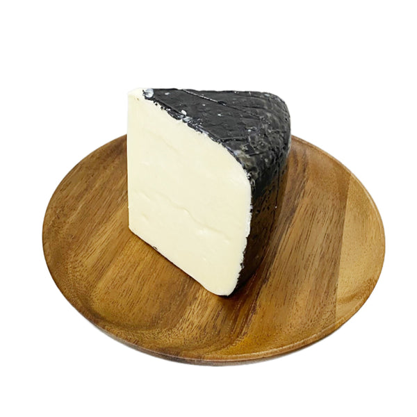 Pecorino Cheese Young Perla Nera Sardinia image 1