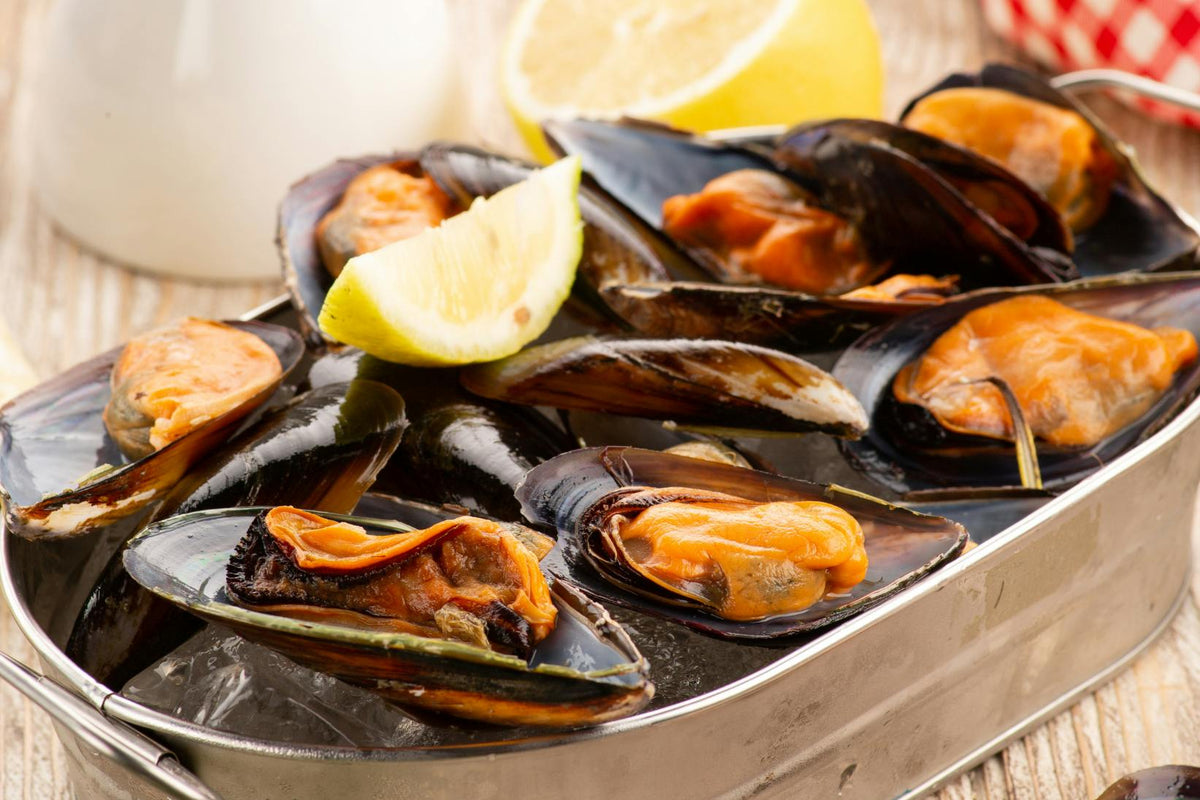 Mussels in Lemon Garlic Butter Sauce